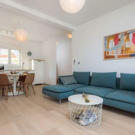 Milla Apartment