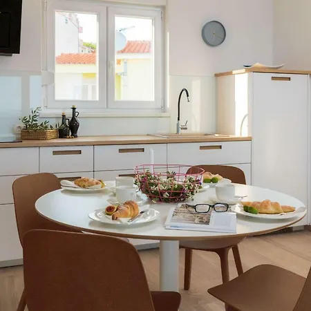 Apartment Milla *