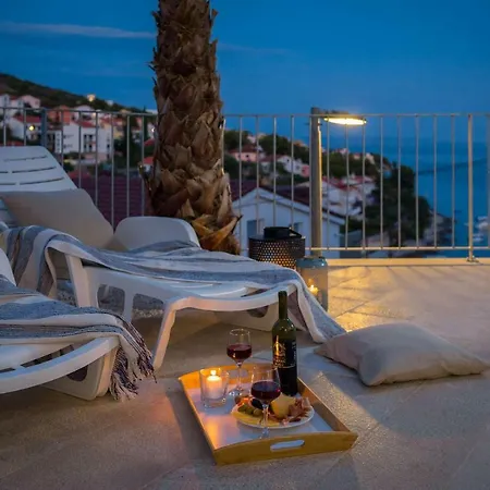 Milla * Trogir