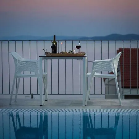 Milla Lägenhet Trogir